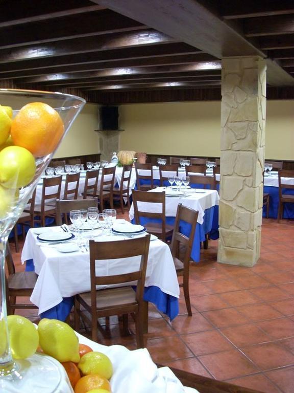 El Porton De La Huebra Vecinos Exterior foto